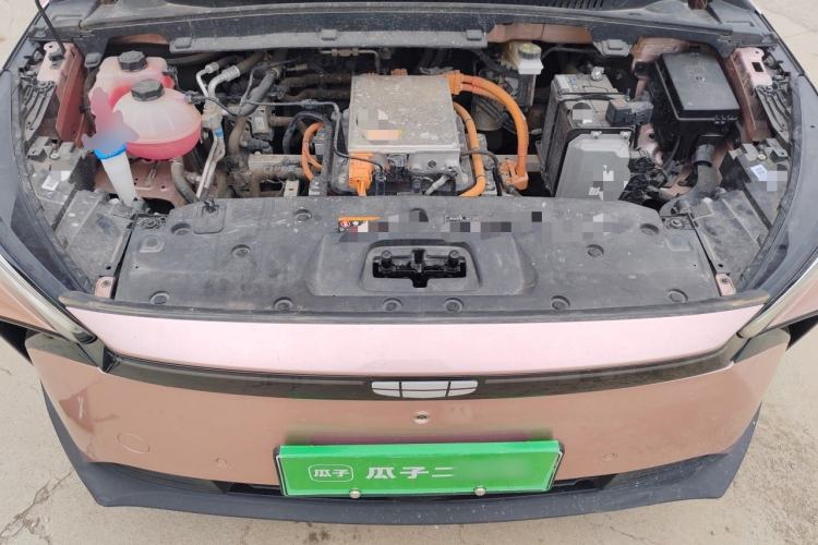 Used Geometry M6 2022 580 New Fun Edition Engine Bay