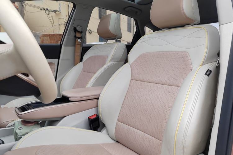 Used Geometry M6 2022 580 New Fun Edition Left Front Seat