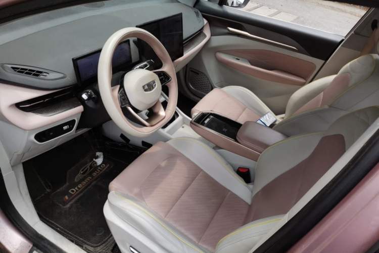 Used Geometry M6 2022 580 New Fun Edition Left Front Seat