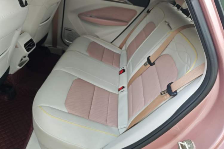 Used Geometry M6 2022 580 New Fun Edition Left Rear Seat