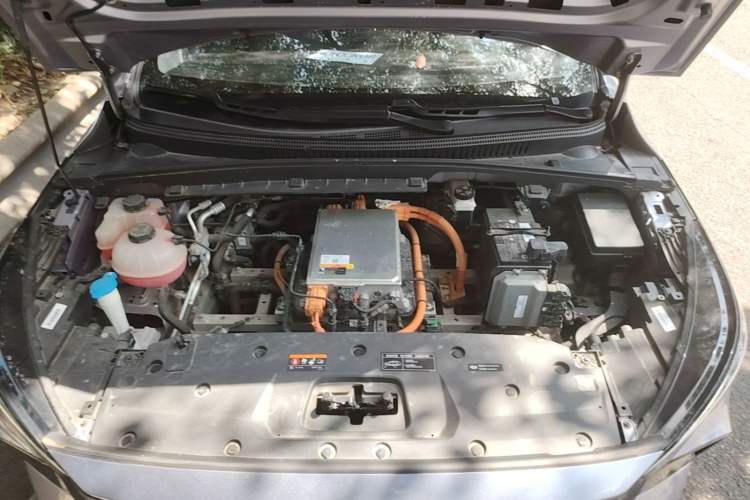 Used Geometry M6 2022 450 New Smart Type Engine Bay
