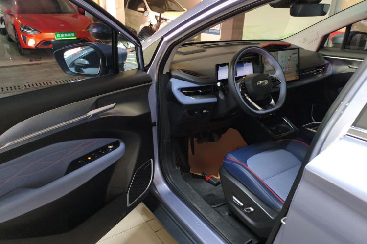 Used Geometry M6 2022 450 New Enjoyment Version Interior 3