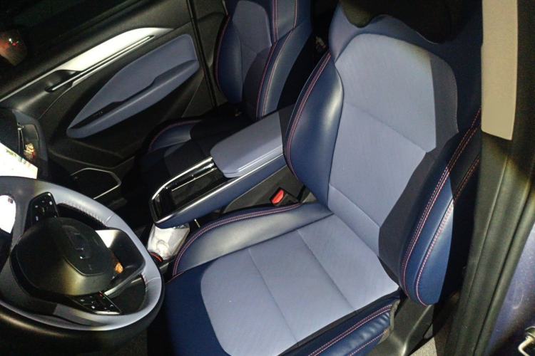 Used Geometry M6 2022 580 New Le Xinying Left Front Seat