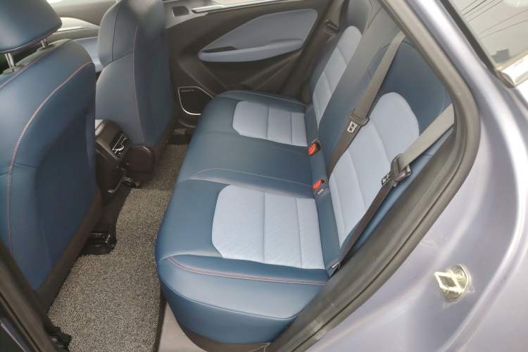 Used Geometry M6 2022 450 New Smart Type Left Rear Seat