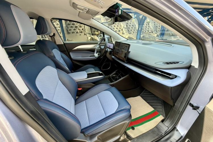 Used Geometry M6 2022 580 New Le Xinying Right Front Seat