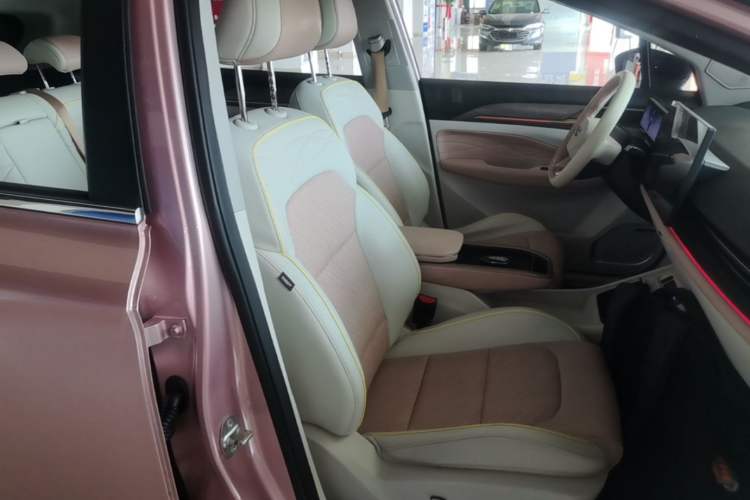 Used Geometry M6 2022 580 New Fun Edition Right Front Seat