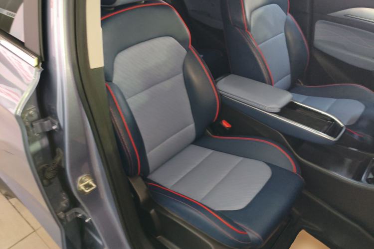 Used Geometry M6 2022 450 New Enjoyment Version Right Front Seat