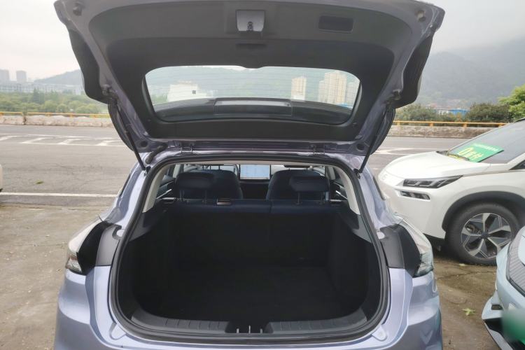 Used Geometry M6 2022 450 New Smart Type Trunk