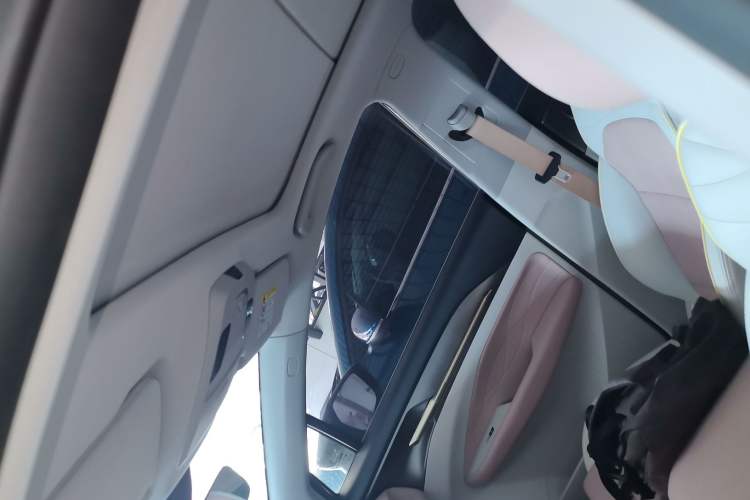 Used Geometry M6 2022 580 New Fun Edition Headliner
