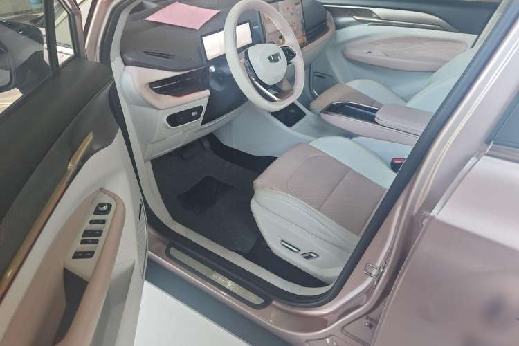Used Geometry M6 2022 580 New Fun Edition Interior 2