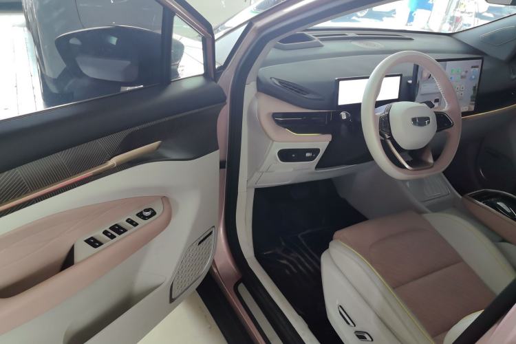 Used Geometry M6 2022 580 New Fun Edition Interior 3