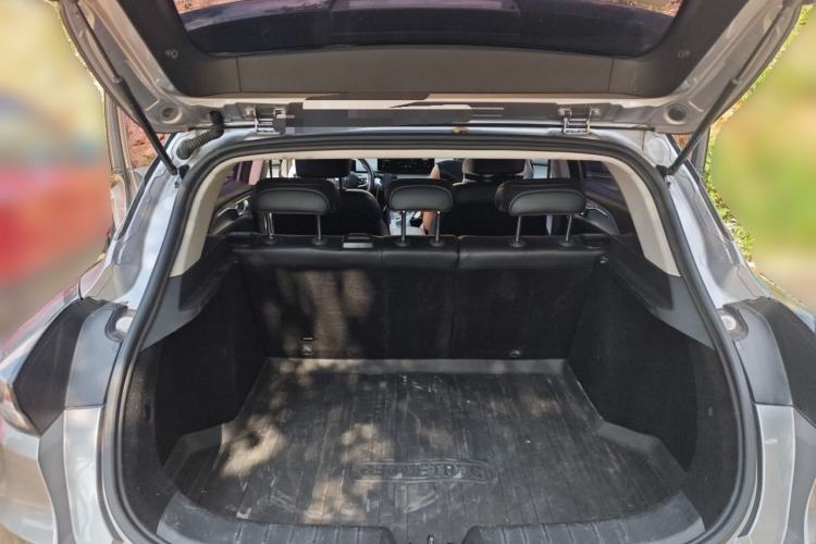 Used Geometry M6  Trunk