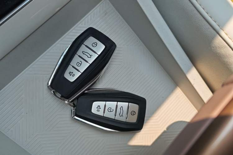 Used Geometry M6 2022 580 New Fun Edition Vehicle Key