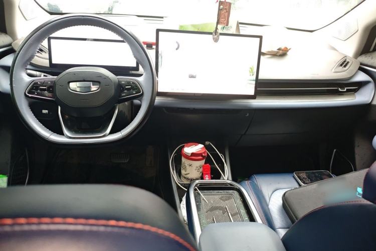 Used Geometry M6 2022 450 New Smart Type Center Console