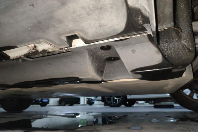 Used Geometry M6 2022 450 New Smart Type Chassis Rear Left