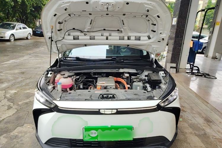 Used Geometry M6 2022 450 New Smart Type Engine Bay