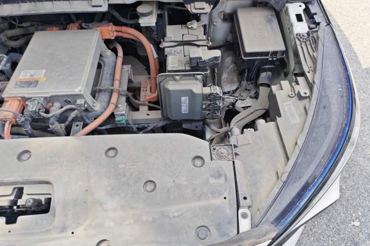 Used Geometry M6 2022 580 New Le Xinying Engine Bay Left