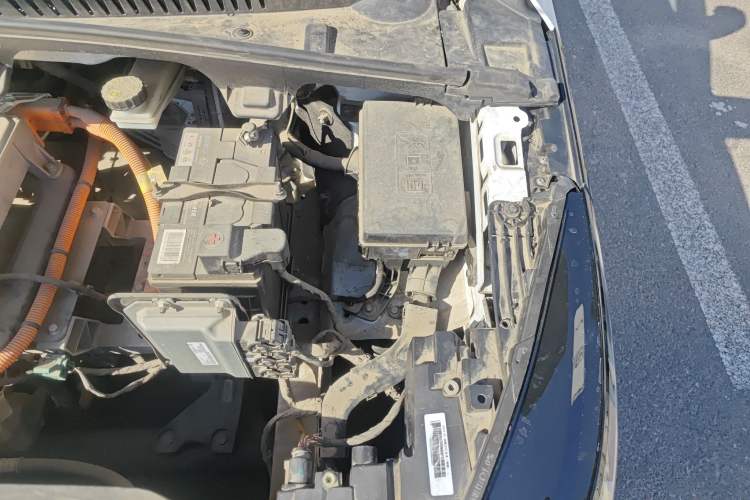 Used Geometry M6 2022 450 New Enjoyment Version Engine Bay Left