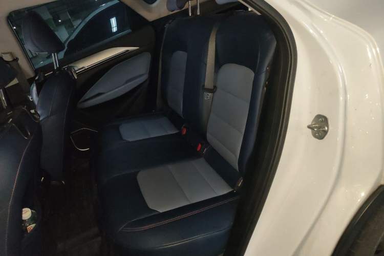 Used Geometry M6 2022 450 New Smart Type Left Rear Seat