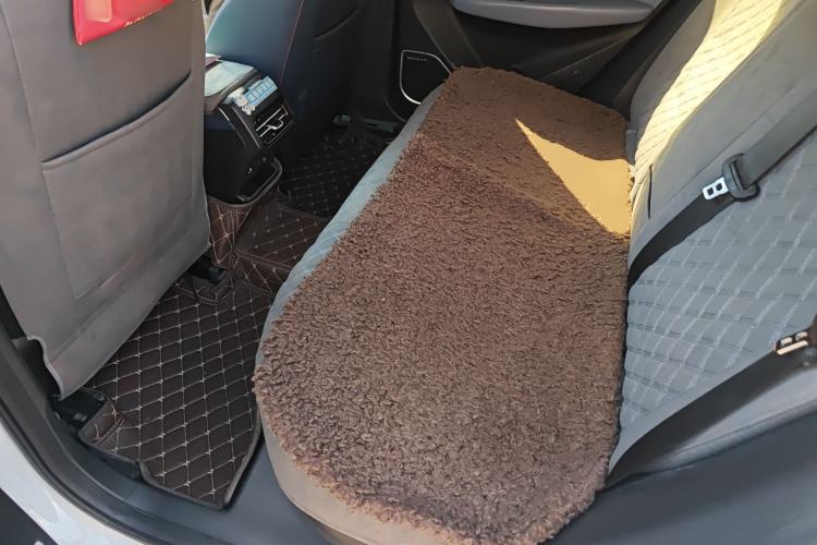 Used Geometry M6 2022 450 New Enjoyment Version Left Rear Seat