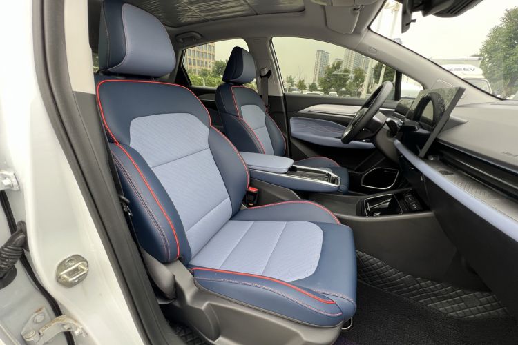 Used Geometry M6 2022 450 New Enjoyment Version Right Front Seat