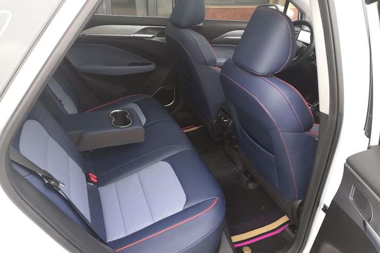 Used Geometry M6 2022 450 New Enjoyment Version Right Rear Seat
