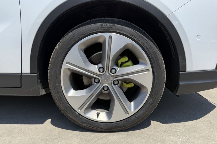 Used Geometry M6 2022 580 New Fun Edition Right Rear Wheel Hub