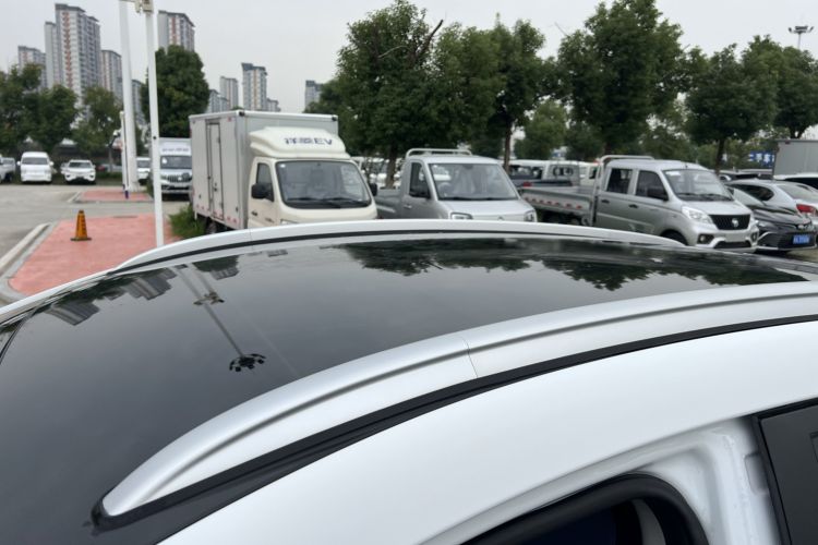 Used Geometry M6 2022 450 New Enjoyment Version Roof