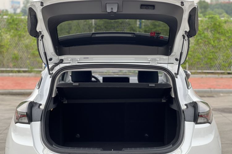 Used Geometry M6 2022 450 New Enjoyment Version Trunk