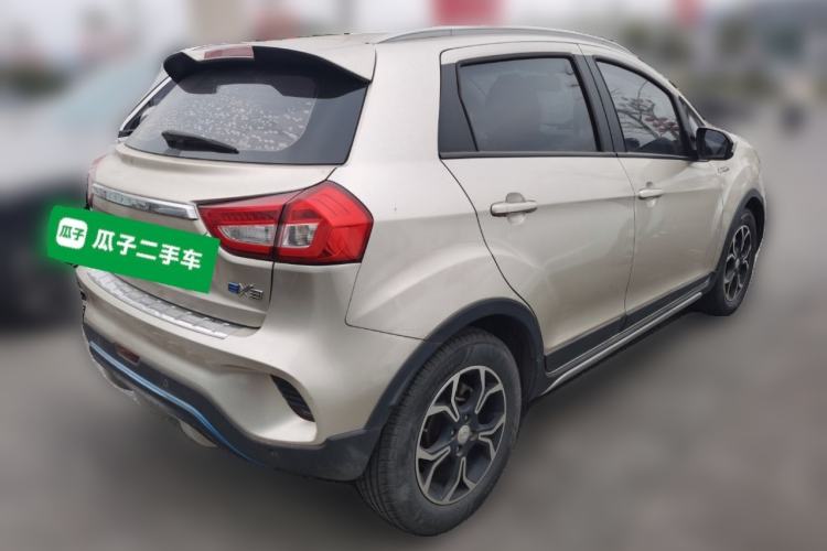 Used GLEAGLE EX3 2018 Smart Enjoyment Model Rear Right 45 Deg