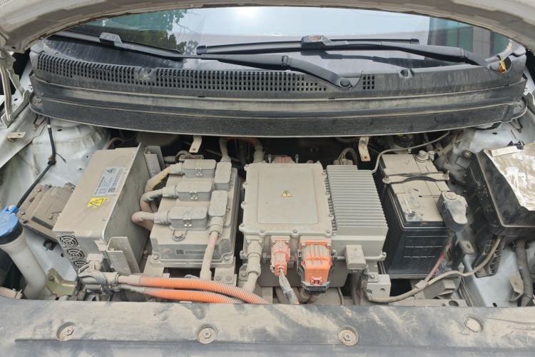 Used GLEAGLE EX3 2018 Luxury Edition Engine Bay