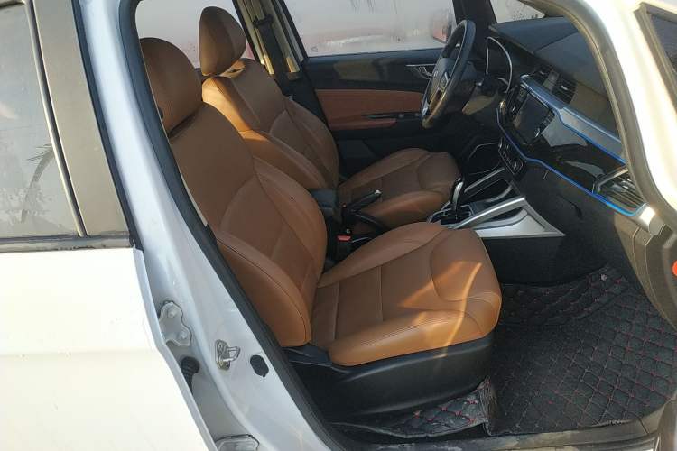 Used GLEAGLE EX3 2018 Smart Enjoyment Model Right Front Seat