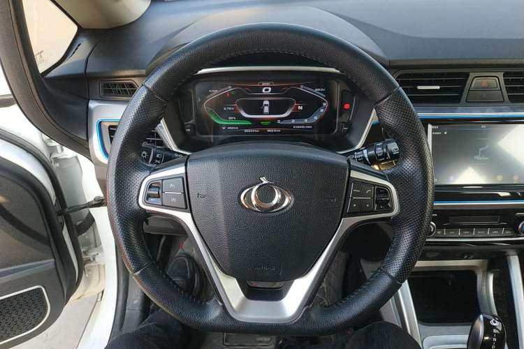 Used GLEAGLE EX3 2018 Smart Enjoyment Model Steering Wheel