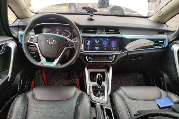 Used GLEAGLE EX3 2018 Luxury Edition Interior 2