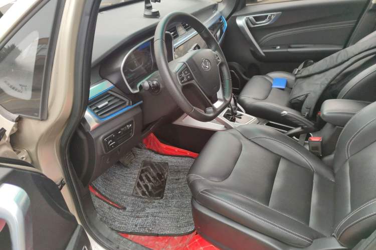 Used GLEAGLE EX3 2018 Luxury Edition Interior 3