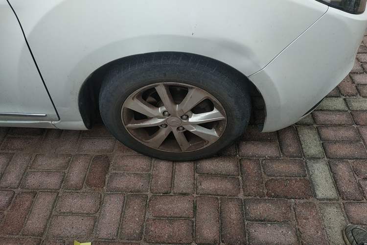 Used GLEAGLE K17 2017 K17AS model Right Front Wheel Hub