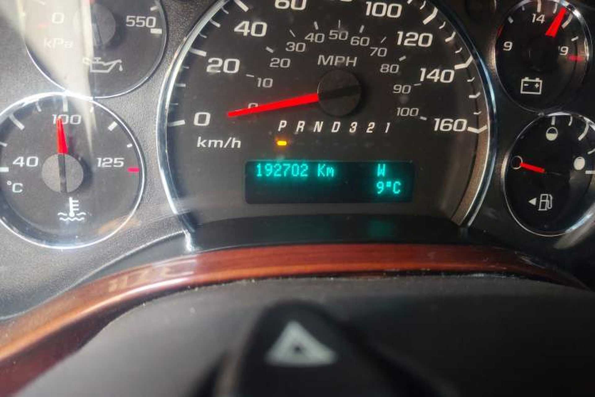 Used GMC SAVANA  Odometer Close Up
