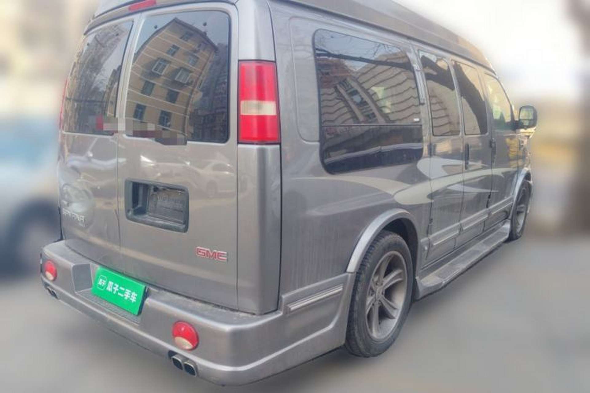 Used GMC SAVANA  Rear Right 45 Deg