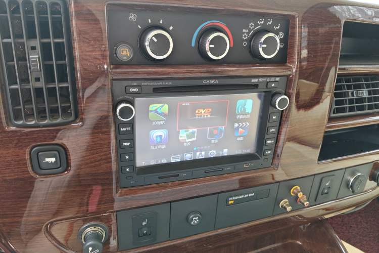 Used GMC SAVANA 2011 5.3L Business Star 7-seater Audio And AC Panel