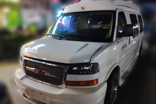 Used GMC SAVANA 2011 6.0L Business Star 10 Seats
