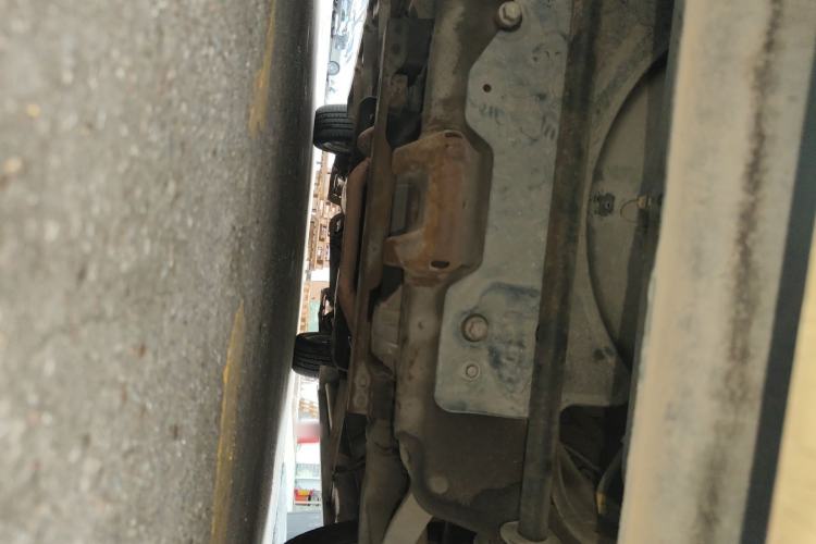 Used GMC SAVANA 2011 5.3L Business Star 7-seater Chassis Front
