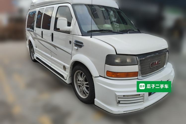 Used GMC SAVANA 2011 5.3L Business Star 7-seater Front Right 45 Deg