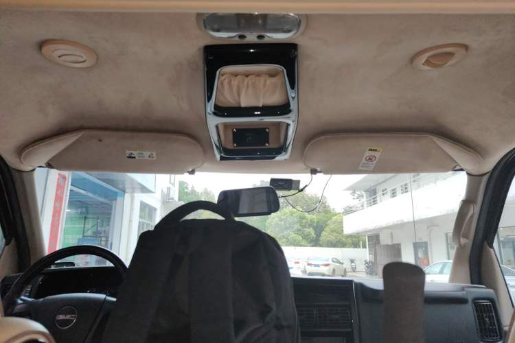Used GMC SAVANA 2011 5.3L Business Star 7-seater Headliner