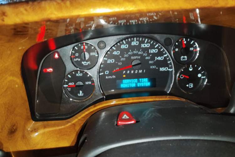 Used GMC SAVANA 2011 6.0L Business Star 10 Seats Instrument Cluster