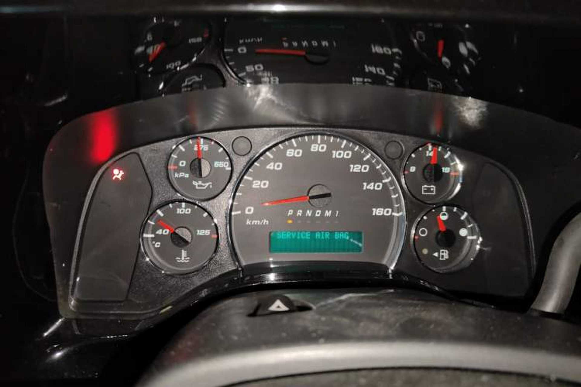 Used GMC SAVANA 2011 5.3L Business Star 7-seater Instrument Cluster