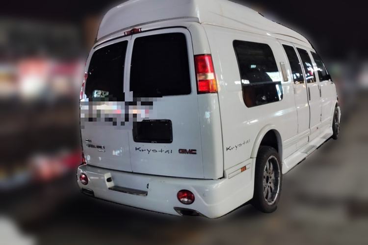 Used GMC SAVANA 2011 6.0L Business Star 10 Seats Rear Right 45 Deg
