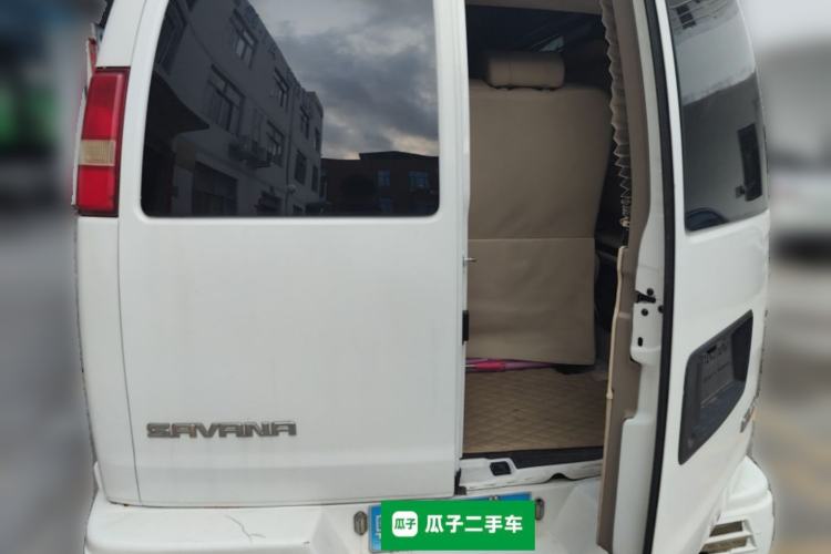 Used GMC SAVANA 2011 5.3L Business Star 7-seater Trunk