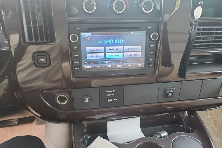 Used GMC SAVANA  Audio And AC Panel