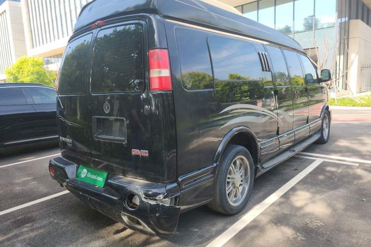 Used GMC SAVANA  Rear Right 45 Deg