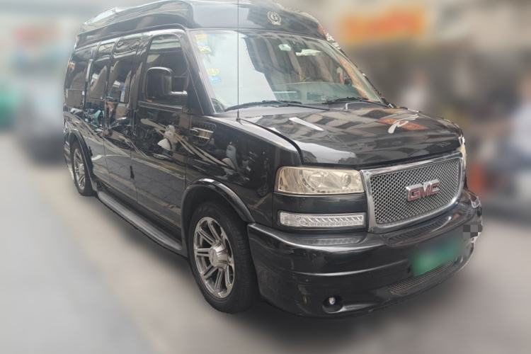 Used GMC SAVANA 2013 5.3L four-wheel-drive Leader Edition Front Right 45 Deg